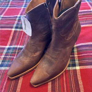 Tecovas Daisy scotch Goat boot